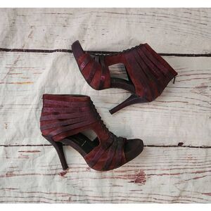 Donald J Pliner Gladiz Platform Burgundy Suede and Leather Heeled Sandals Size 8